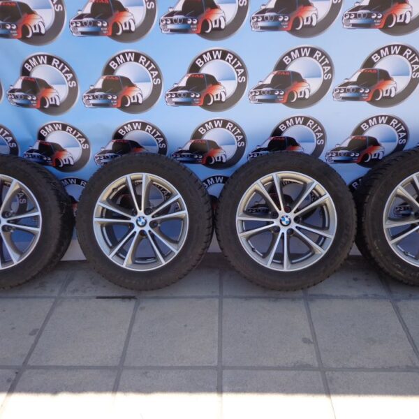 G30-G31  Ζαντολάστιχα η ζάντες είναι σε άριστη κατάσταση τα λάστιχα είναι 40 εβδομάδα του 2017.