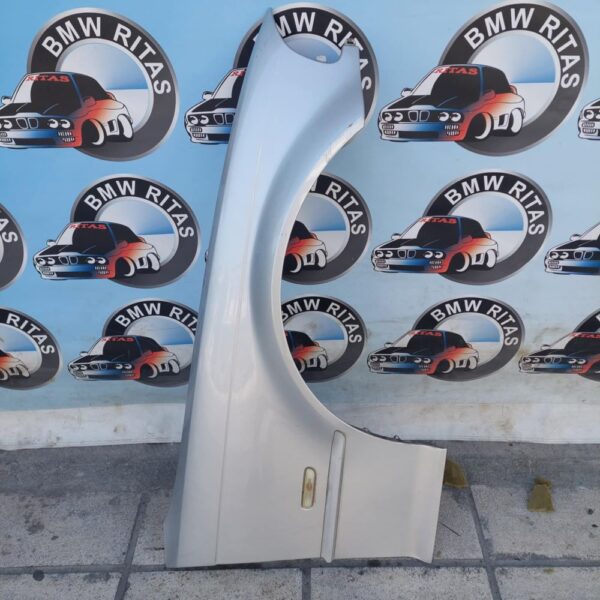 Φτερό συνοδηγού δεξι Ε46 coupe cabrio - Χρώμα ασημί