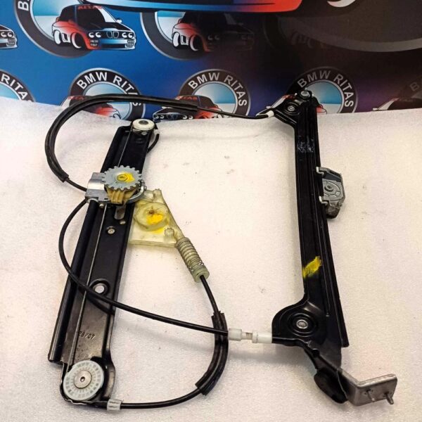 Γρύλος παραθύρου εμπρός δεξιά E81 E88 E82