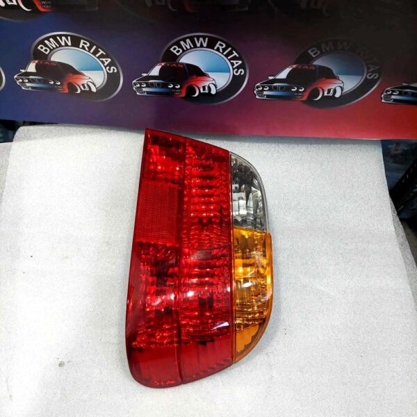 Φανάρι πίσω δεξί E38