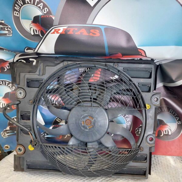 Βεντιλατέρ E39 με τρεις επαφές στην πρίζα