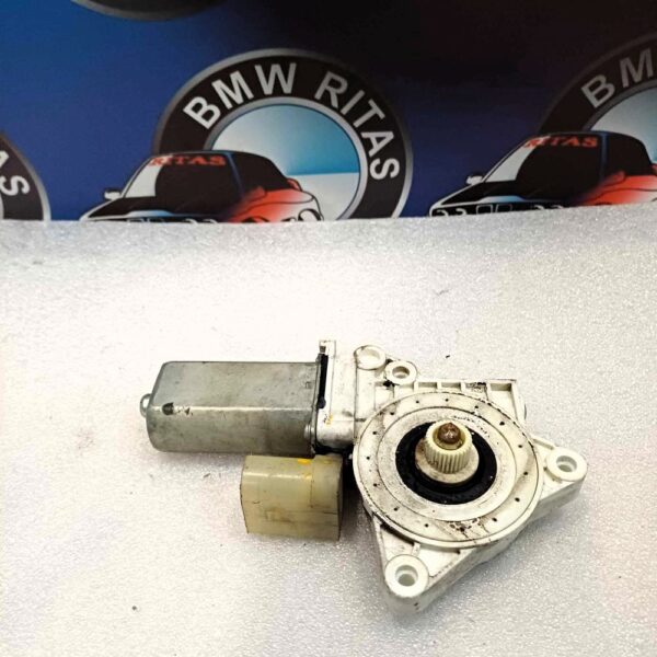 Μοτέρ παραθύρου εμπρόσ δεξι E82 E88 E81