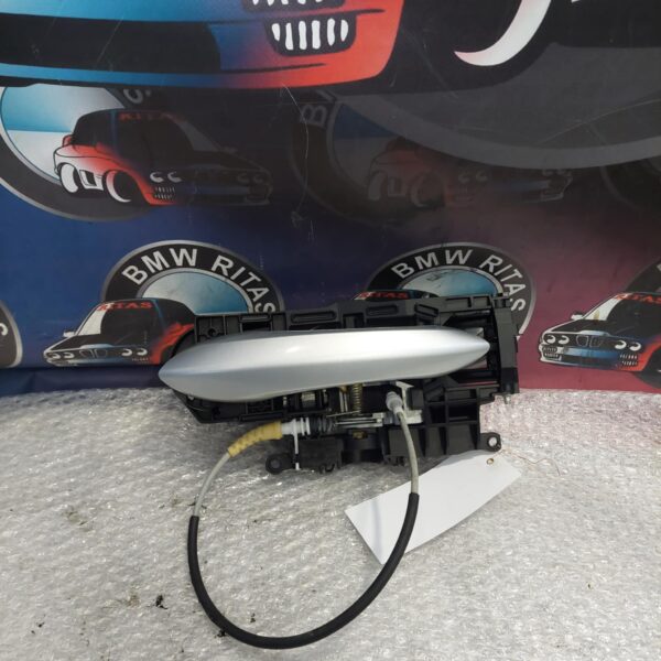 Πίσω δεξί χερούλι μαζί με το φορέα του F10-F11-F12-F13-F06