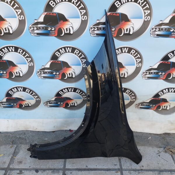 Φτερό οδηγού X1 F48 χρώμα μαύρο